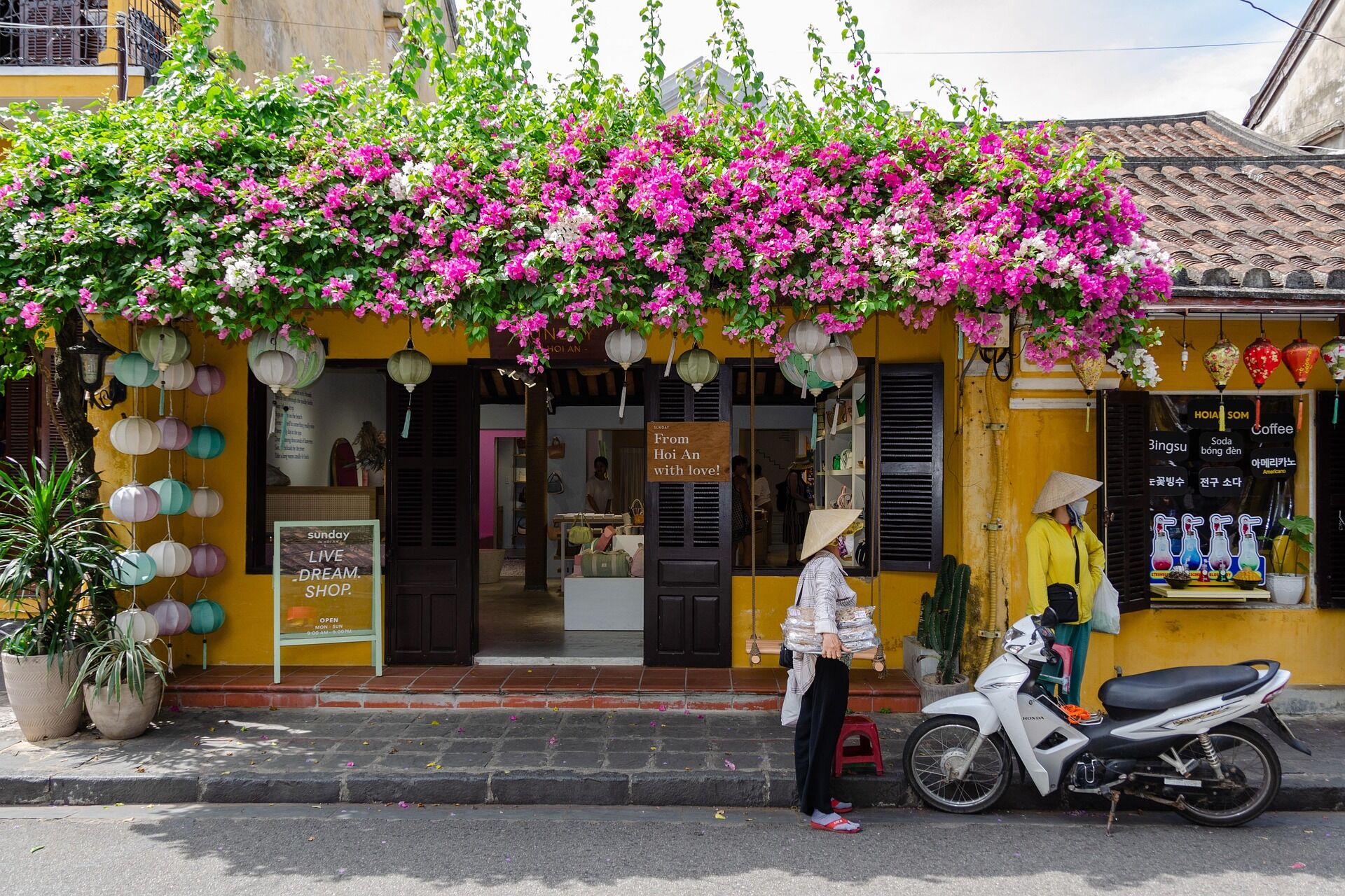 Begin your Da Nang Tours with a cultural adventure